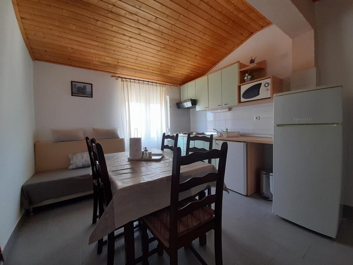 Apartmani Tomic Seline Exterior foto